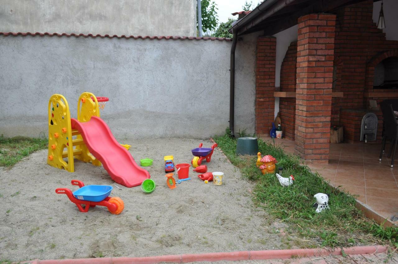 Vila Teoharie Ocnele Mari Exterior foto